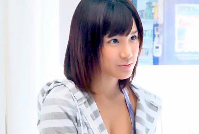 『ダメ...逝っちゃう！』海でナンパした褐色美少女にマジックミラー号で無許可中出し・・・