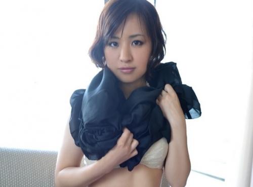 隠れ巨乳なアラフォー人妻との不倫セックス、リアルすぎる・・・
