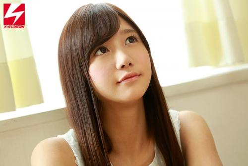透き通るような清楚お姉さんが尋常じゃない量の大量潮吹き！！