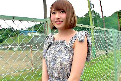 【望月あられ】か、可愛すぎる...マジで激カワな田舎育ちの女子大生が東京デビューついでにAVデビュー！