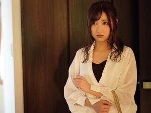 「忘れようとしたけど…好き…」幼馴染からガチ告白され浮気セックス！！彼女がいない間に繰り返しカラダを求め合ってしまい…