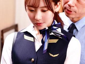 「いいじゃないか…」そういって若手客室乗務員のカラダを貪る鬼畜上司！！まんまと罠にハマった女は抵抗しながらも…