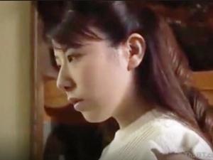 ＜ながえ＞「何するんですかお義父さん！？」義父との突然の共同生活・・・嫌悪感をあらわにすると力づくで襲ってきた！！