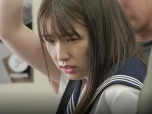 【JK痴漢】「掲示板に動画載せていい？」車内で狙われた女子校生！！ブルブルと震える少女への行為はレ×プに発展して…