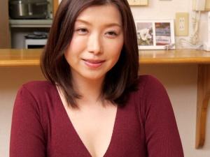 「こんなに硬くなってる…」再婚するはずが息子のチ●ポが病みつきに！！我が子とはいえその快楽は女をメスに変えてしまい…