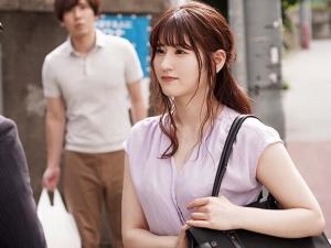 【幼馴染NTR】「彼女がいるからなかなか会えないか…」幼き日に結婚を誓いあった２人は互いに大人になった相手に欲情して…