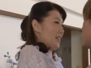＜嫁の母＞「もう、あの子がいるんだから…」可愛らしいお義母さんとの関係がやめられない！隙を見つけてはカラダを求める