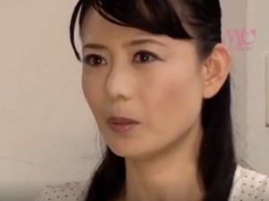 ＜主婦合コン＞真面目な主婦が知り合いに誘われた飲み会に行ってみると、そこには若い男！ハレンチな行為までし始めて・・・