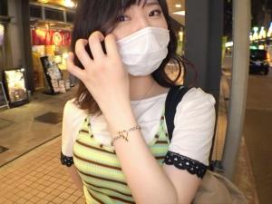 【ナンパ企画】20歳の女子大生をホテル連れ込み！！意外にも下品な顔でチ●ポを咥え込むと大漁潮吹きセックスがスタート！！