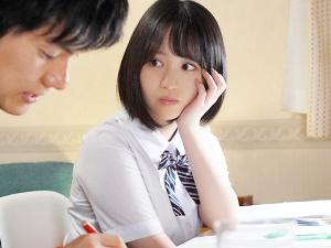 ＜NTR＞「先生カッコいいから…」イケメンカテキョに落ちた女子校生！彼氏は部屋にも入れさせないのに先生のチンポはアソコに…