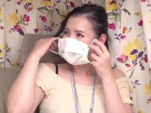 ＜熟女ナンパ＞「じゃあちょっとだけ…」素顔は美人だったおばさんを繊維メーカーの市場調査と称して脱がせてみると・・・
