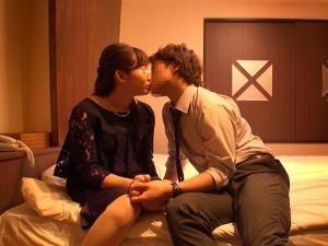 【素人企画】「高校の同級生です」同窓会終わりの友達同士がエロミッションに挑戦！！キスで火がついてしまった2人は…