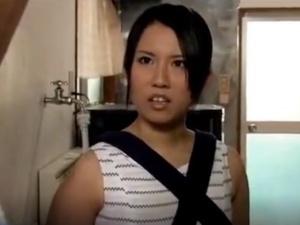 ＜人妻レイプ＞クソ生意気なアマは力づくで犯す・・・男を舐めた女は夫のいない間に縛られ、マンコが壊れるほどピストンされる