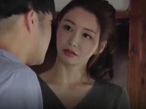 【愛弓りょう】「イれたいの？」痴女叔母と過ごした夏休み…その圧倒的なセックステクニックでチ●ポが休まる暇がない！！