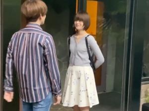 ＜素人ナンパ＞経験人数1人の奥手なショートカット美少女がAV男優のピストンで性欲開花！狭いマ●コに中出しされちゃう！