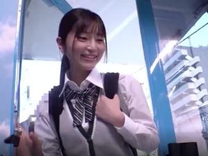 【素人ナンパ】「お金は欲しいけど…」ガチ美少女降臨の神回ｗｗｗアイドルルックスの制服少女がディルドオナから本物チ●ポで…