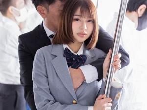 「あっ…来た…」ひそかに痴漢を待つマゾJK！！地味だった少女は男によって美少女化＆変態化するとエスカレートして…
