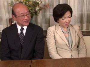 ＜熟年夫婦＞「実は私のアチラの方が…」ED夫のために妻がオナニーを披露し他人棒をしゃぶると、まさかのギンギンに！！