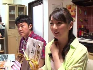＜母子相姦チャンレジ＞「中出しって…近親相姦じゃないですか！？」最初は拒む親子だったが、徐々に2人はヒートアップし・・・