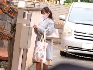 【人妻媚薬レイプ】チートチ●ポで強制発情！！惨めなほどに潮吹きさせられた女は旦那の知らないところでメスとなり…