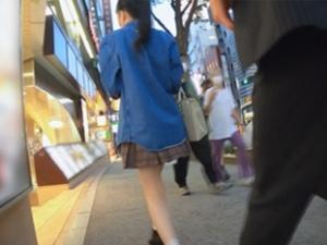 【ストーカー】ターゲット、ロックオン！！電車痴漢レイプから自宅に夜這い侵入！！クロ●ホルムを嗅がせて睡眠姦に至る鬼畜！！