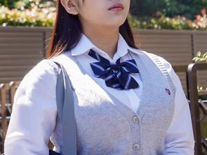 「お母さんはゆっくり寝てて…」病気の母を支える健気な爆乳少女の弱みにつけ込み鬼畜大家は成長期のカラダをもてあそぶ！！