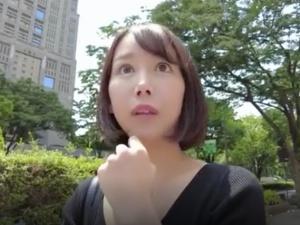 【人妻ナンパ】清楚系にしか見えない女に隠されたスケベ性！！経験人数3ケタ超えのアラフォー子無し妻がカメラ前で…