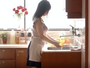 【人妻NTR】「夫ではあんな風にならないのに…」地味ながら実は巨乳おっぱいな女は隣人との不貞セックスで覚醒する！！