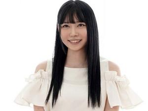 ＜デビュー作＞人見知りだけど365日エッチしたいと語る隠れ淫乱美少女がカメラの前で恥ずかしい姿を晒してしまう！！
