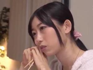 「お前が弟だってバレたら結婚破断だよ」ニートの俺をゴミ扱いしてくる姉！逆に元ヤンの黒歴史をバラすと脅して強制近親相姦！