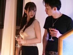 ＜元カレNTR＞「盛ったでしょ…お酒に…」10年ぶりに再会したドクズと媚薬漬けセックスに溺れてしまう元モデルの巨乳妻