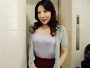 ＜初撮りふたたび＞撮影を思い出すだけで愛液があふれるというスケベ主婦、今回はボールギャグ拘束のドＭプレイに歓喜する！