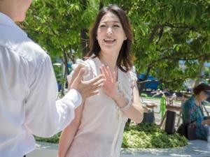 ＜熟女ナンパ＞「今日主人にも抱いてもらうので大丈夫♡」中出しされてもケロリとしているドスケベアラフィフおばさん！！