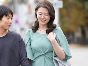 【義母子相姦】「いいよ…そのまま…」ふくよかな母に抱かれながら禁断の中出し！父の内緒の背徳近親交尾