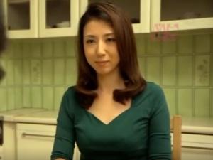 ＜友人の母＞息子の女性トラブルの恨みが母に！？集団で押しかけられ、年を重ねてなお美しいカラダは無残にも輪姦される