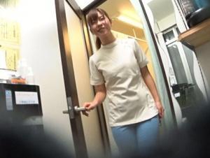 ＜依頼ナンパ＞ウワサの美人整体師をガチ口説き！セックスに持ち込んでみると、超がつくほどのド淫乱人妻だった！