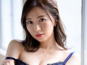 「ふふ、舐めちゃった…」中出しザーメンを勝手にぺろりする人妻！！夫以外とのゴム無しセックスの快楽に完全メス化！！