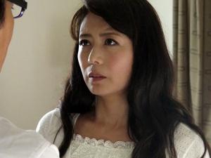 ＜人妻NTR＞「近寄らないで！」夫の部下による強引すぎる誘い・・・無理やり犯された妻は心とは裏腹に若いペニスに絶叫する