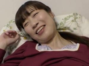 「しばらく入ってないから…」熟女なのにオマ●コがキツキツ！！家政婦業務で派遣されたお宅で生々しいハメ撮りセックス！！