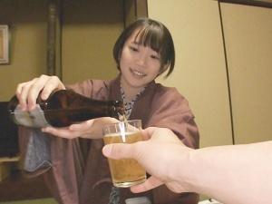 【ハメ撮り】プライベート感満載！！人気美少女女優・架乃ゆらが男と二人っきりの温泉旅行ですっぴんまで披露しリアルに乱れる