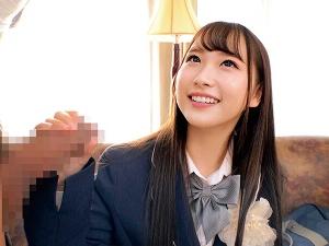 【素人ナンパ】「えっ、おっきい…」卒業式後に声を掛け即AV出演！！素股だけの約束が愛液でぬるっとすべってウッカリ生挿入！