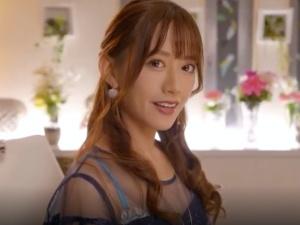 「きゃあああ！！」異性としてまで意識していた継母が…オヤジのせいで犯された！！しかし僕はその姿に密かに興奮を覚えていて…