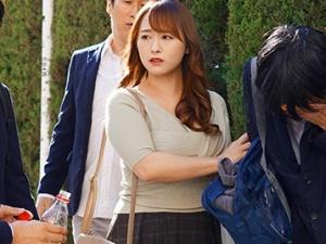【連続中出し】豊満おっぱい母の集団レイプ被害！！熟れたマゾ妻の味を覚えてしまった少年たちは性処理の遊び道具として…