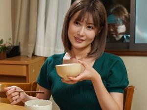 【人妻レイプ】う、うしろーー！！突如として侵入してきたレイパー！！包丁で脅された女はその美しいカラダを捧げて…