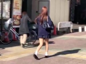 ＜痴漢＞ターゲット、ロック・オン！！上玉JKに狙いを定め、車内で強制性交！！種付けして家まで特定の上で不法侵入し・・・