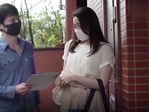 【人妻NTR】「期待してたから家に上げたんでしょ？」ひそかに欲求不満を抱えていた美人妻は隣人の強引なセックスで…