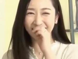 ＜息子の嫁＞「あんなキス初めてで・・・」夫より上手いお義父さん！ねっとりとした中年男のベロチューにハマった美人妻