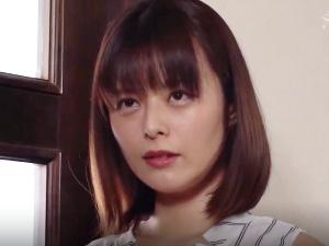 【人妻NTR】「そのまま挿れてください…」夫を守るため抱かれた妻だが、その隆々とした上司のペニスに何度も挿入を懇願！！