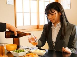 【相部屋】「飲めないんじゃなくて飲むんだよ」パワハラアルハラ、ハラスメント三昧の上司は、セクハラを超えた性行為の強要で…