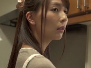【人妻NTR】「あの人が不倫なんて…」降って湧いた夫の疑惑…弁護士に弱みを付け込まれた妻はその美しい体を明け渡す